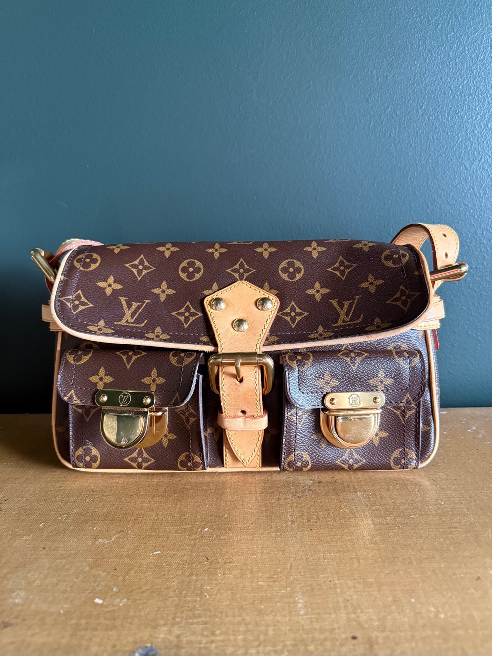 Louis Vuitton Y2K Vintage Hudson PM (2008 France)